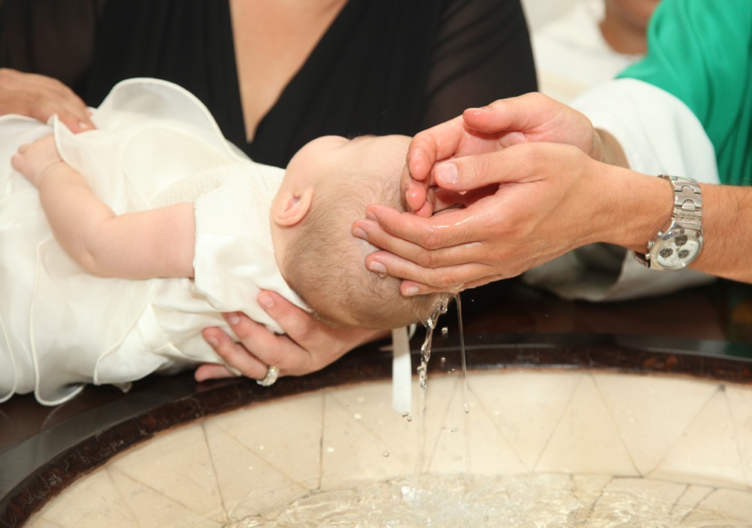 baptême d'un nouveau né
